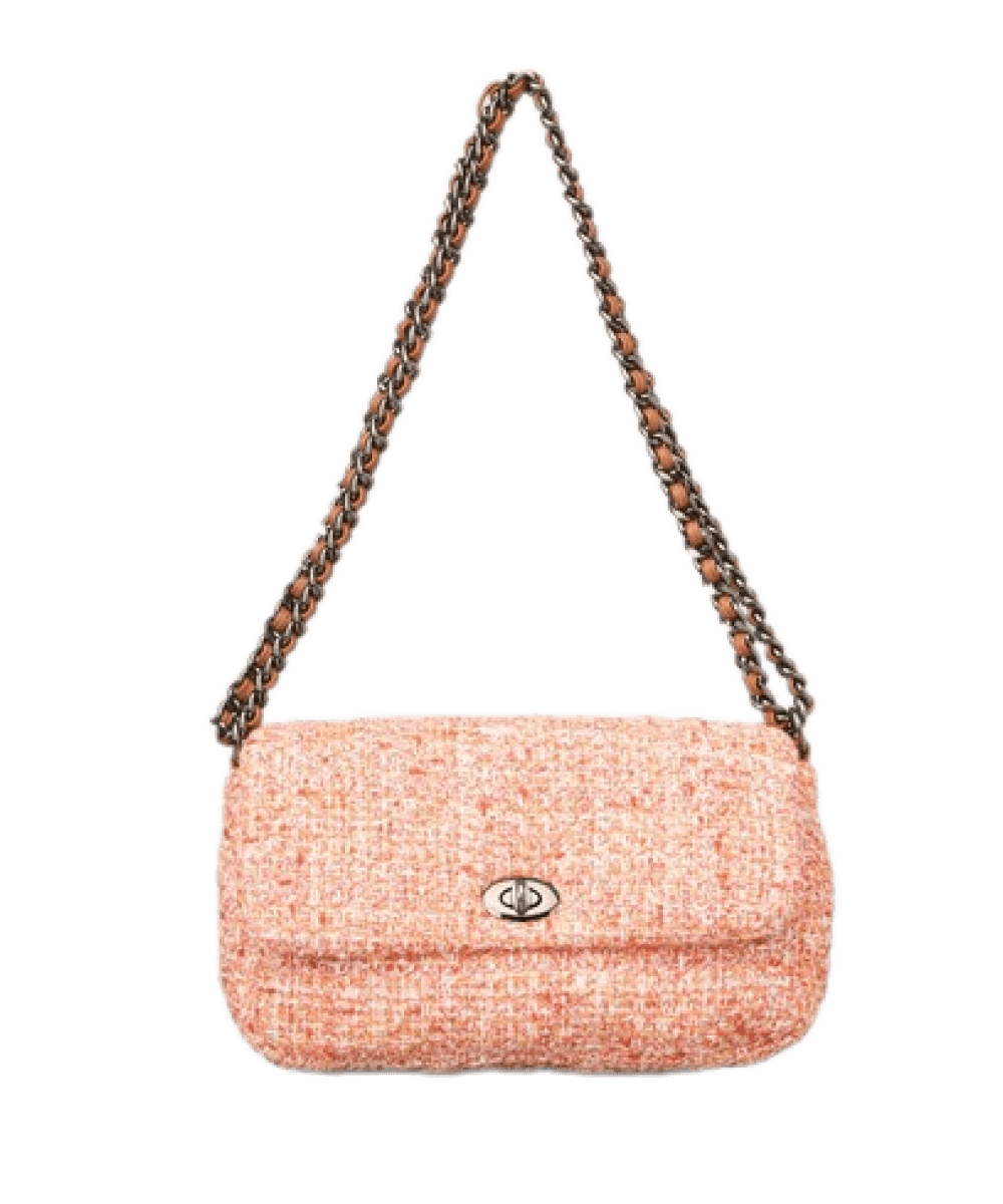 Urban Chic: Elevate Your City Style
